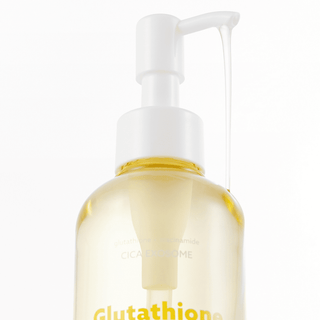 VT Glutathione Glow Cleansing Oil