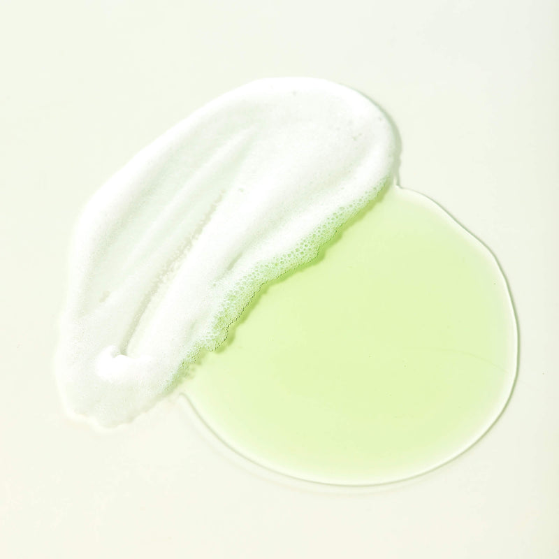 products/green-clear-vegan-cleansing-oil-to-foam-texture-RS-r.jpg